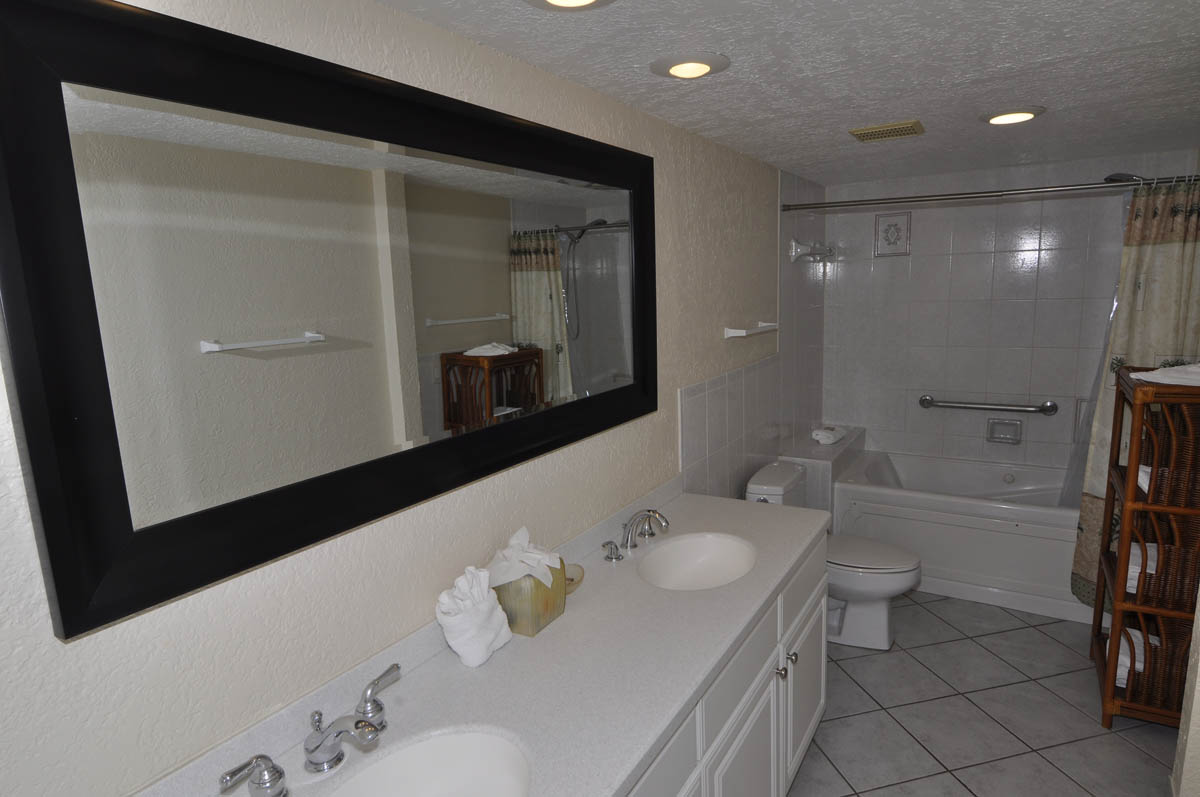  2 BR Penthouse Bathroom | Treasure Island Beach