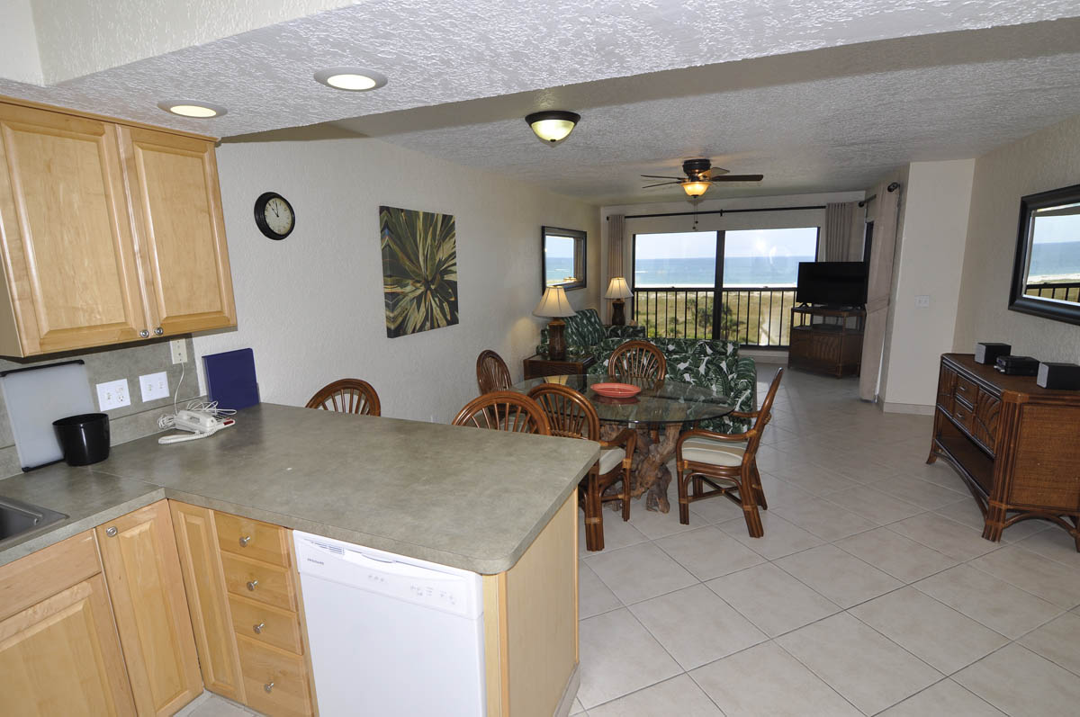  2 BR Penthouse Full Kitchen & Dining Area | Treasure Island Beach
