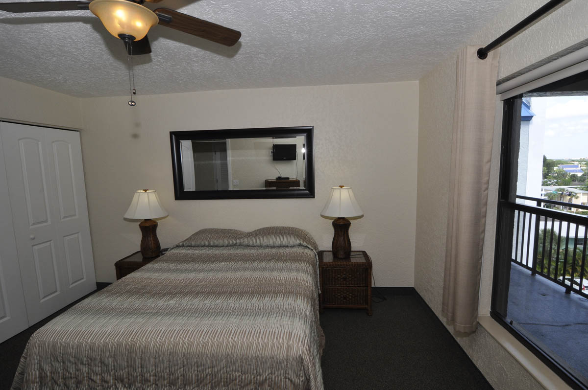 1 Bedroom Beach Front Views
