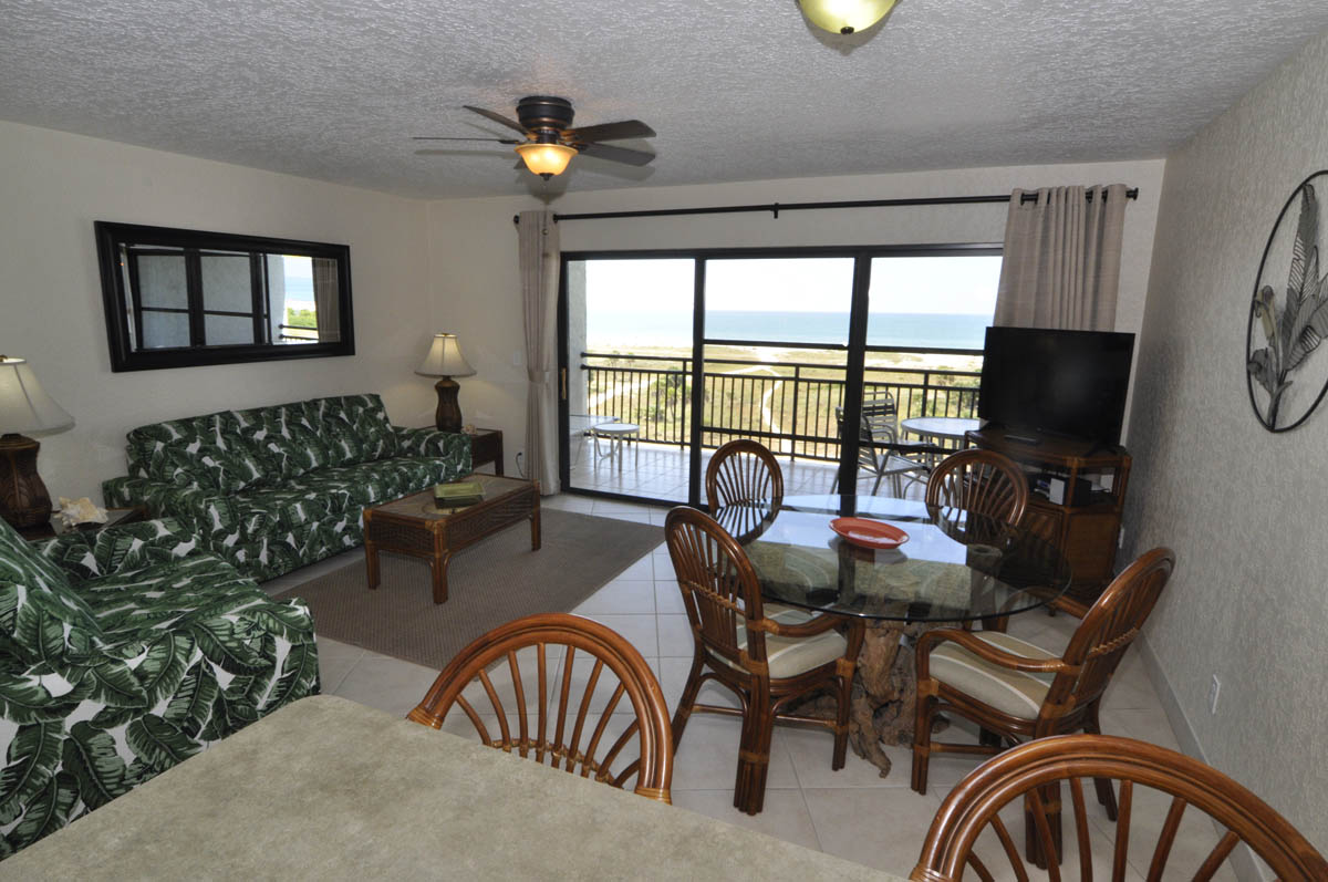 1 BR (Room #602) Beach Views