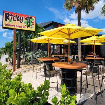 Ricky T's